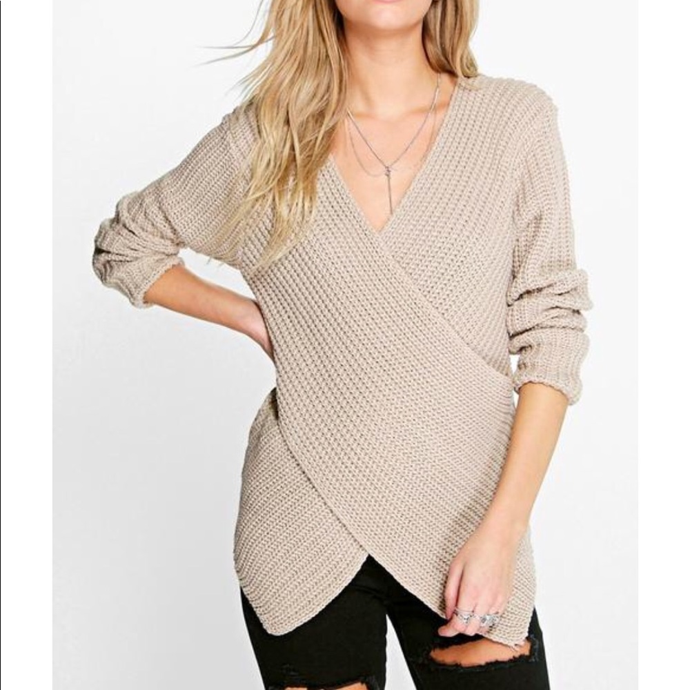 GREY! BOOHOO PLUS SIZE 18 SWEATER